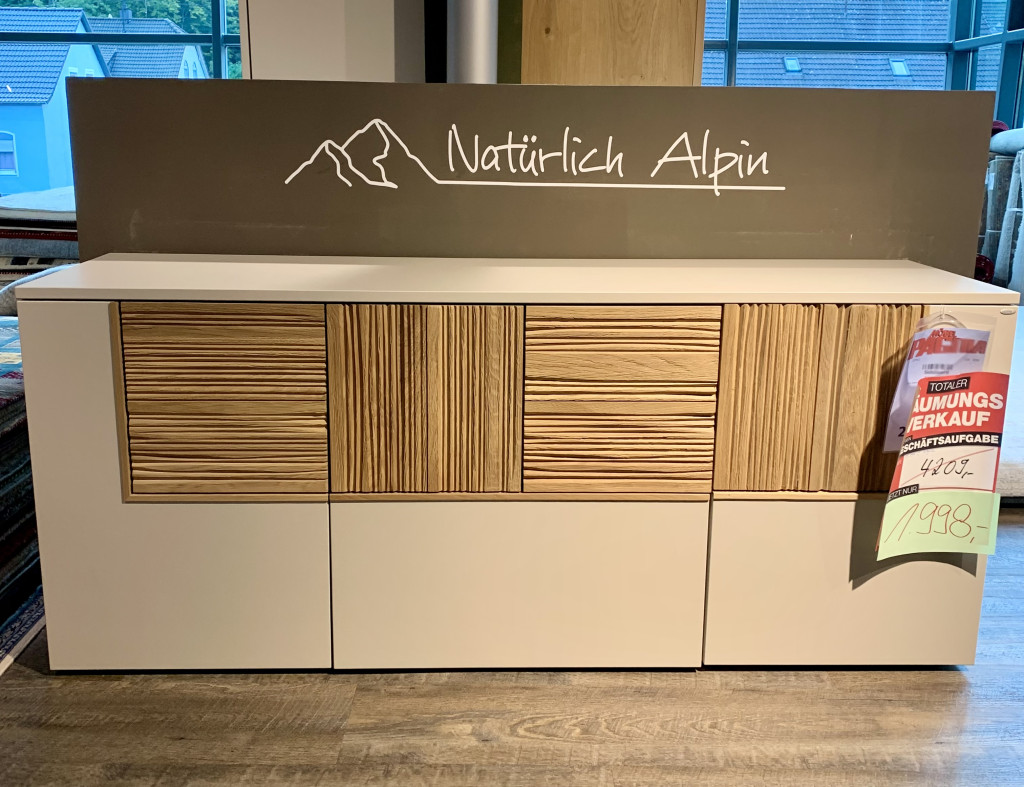 Sideboard 